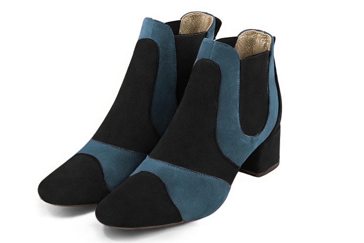 Matt black and peacock blue women's ankle boots, with elastics. Round toe. Low flare heels. Front view - Florence KOOIJMAN